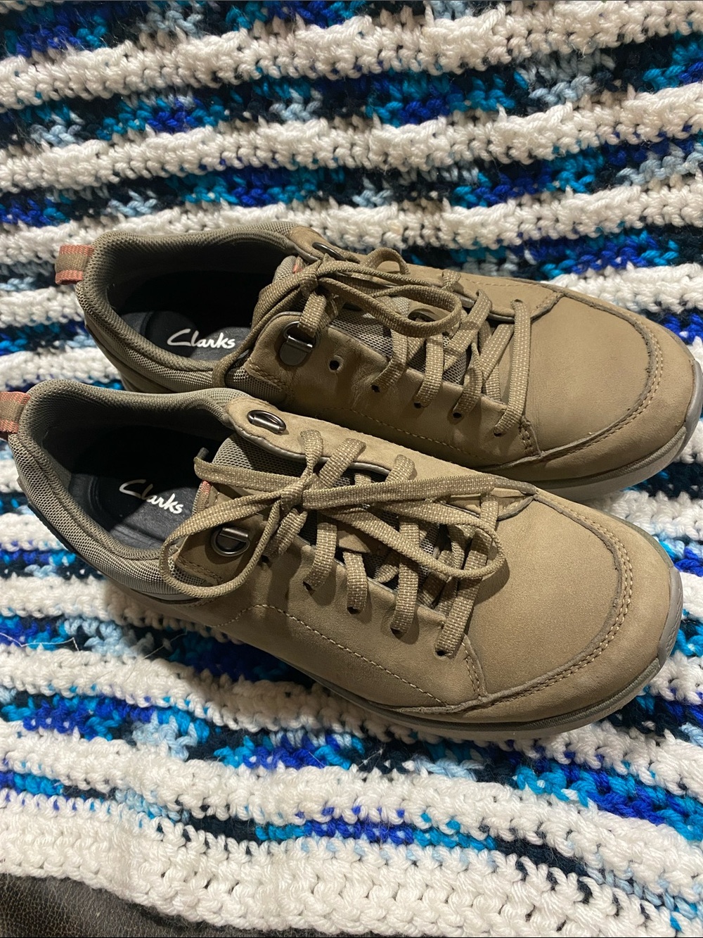 Clarks Wavewalk Women’s Tan Lace-Up Sneakers 6.5 Comfort Activewear Waterproof